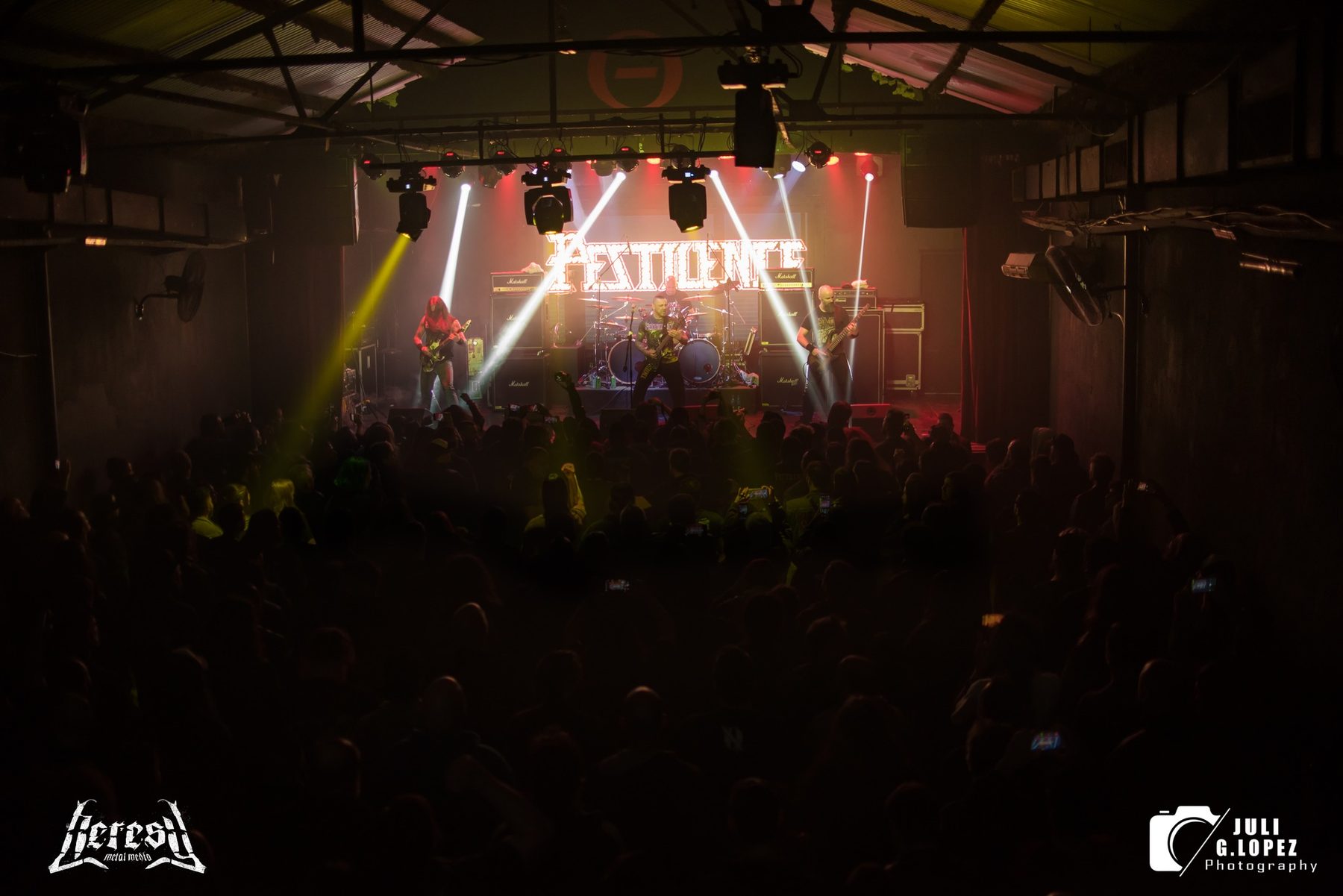 Interior de venue durante un show